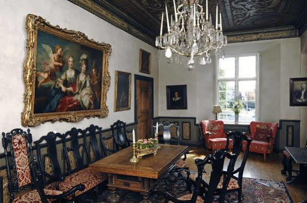 Vaestana Slott Pension Gränna Buitenkant foto