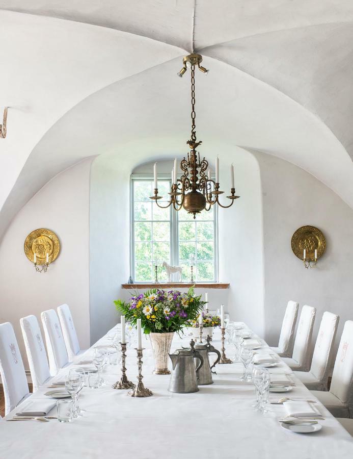 Vaestana Slott Pension Gränna Buitenkant foto